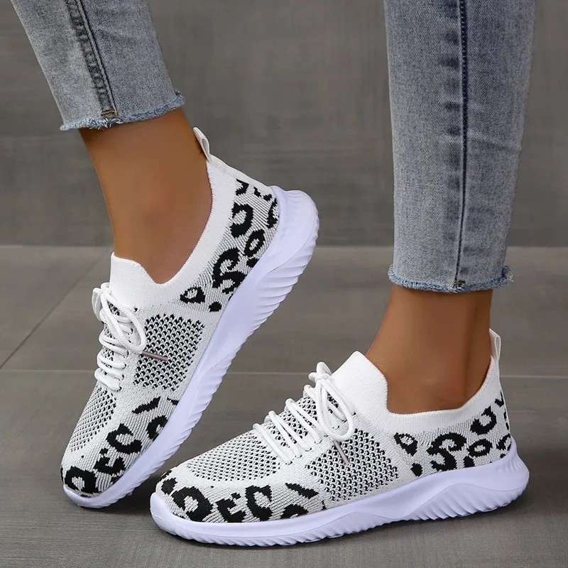 Neue Sommer-Damen-Sneaker aus  – Knit Fabric Lace Up Sneakers Bewertung und Preis